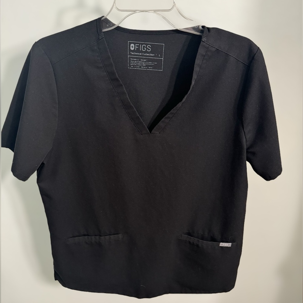 Women’s Figs Scrub Top